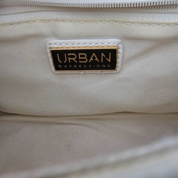 Urban Expressions Lucas Oatmilk Croco Embossed Crossbody Bag - Picture 10 of 14